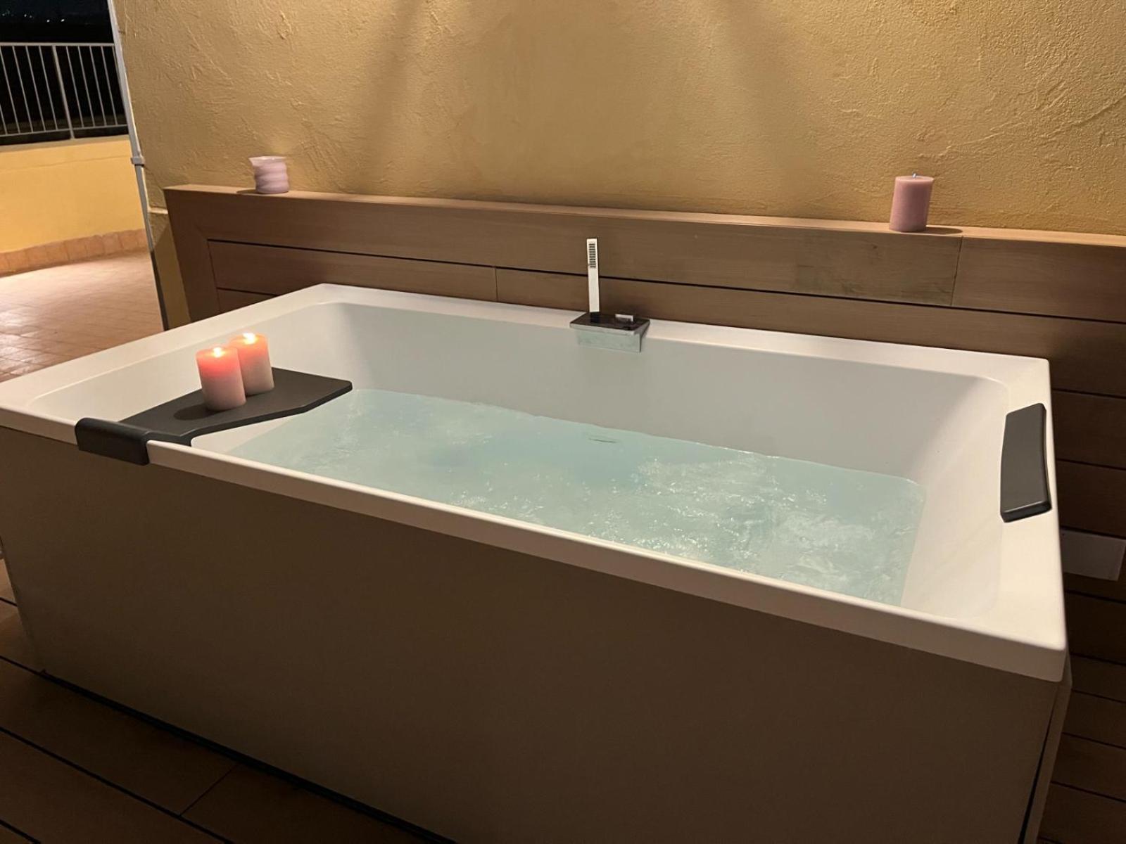 Daca Luxury Rooms 那不勒斯 外观 照片